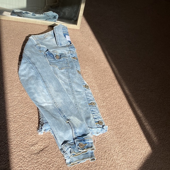 ~ KanCan Los Angeles women’s jean jacket ~ - Picture 8 of 11